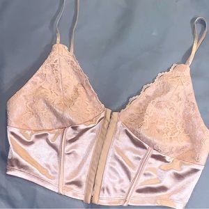 Medium | HESPERUS Hook & Eye Front Closure Bustier.